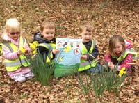 Squirrels change into Robins at Rogate school