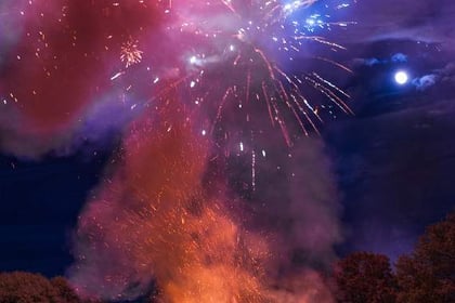 Over 1,000 flock to Milland firework event