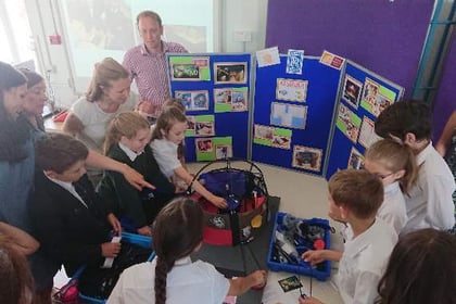 Rogate pupils evolving into young engineers