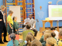 Ghanian headteacher visits East Hampshire school