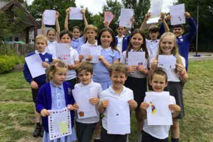 Selborne Primary School pupils write to the Queen