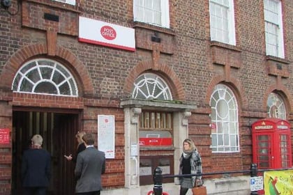 Confirmation a move for Petersfield Post Office has been abandoned 