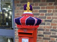 Knitted crown for Petersfield post box to celebrate coronation