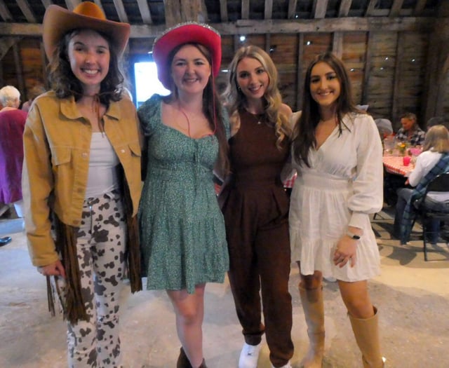 Barn dance in Old Alresford raises £3,000 for Home-Start Winchester