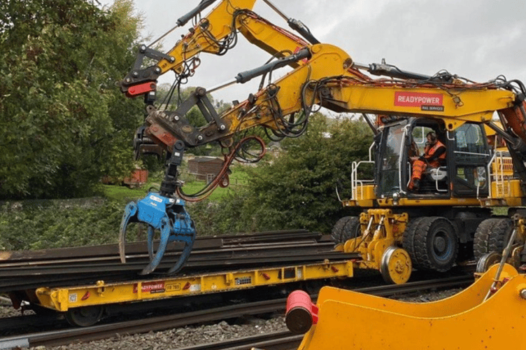 Portsmouth Direct Upgrade picture of engineering train.png