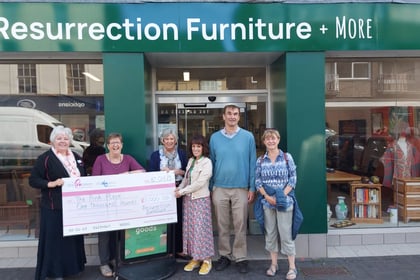 Resurrection Furniture gives £1,000 to the Pink Place Alton