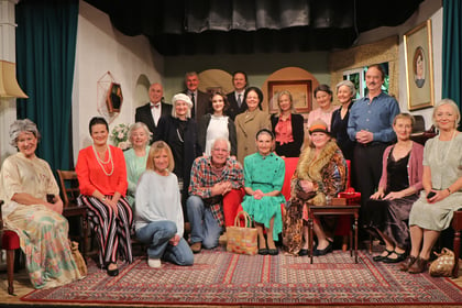 Review: Waiting In The Wings, Churt Amateur Dramatic Society