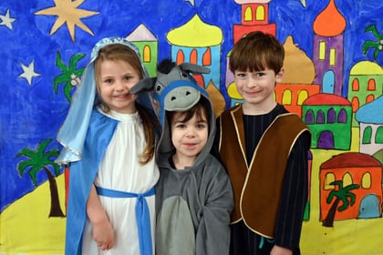 Alton School's youngest children stage nativity for Christmas