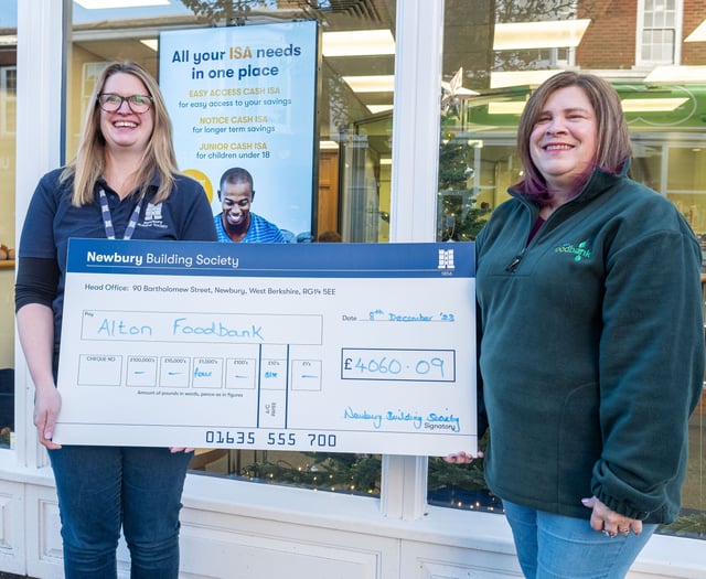 Alton Foodbank receives £4,000 donation from Newbury Building Society