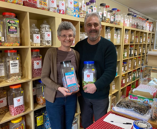 Sweet shop owners lift the lid on a decade in Petersfield town centre