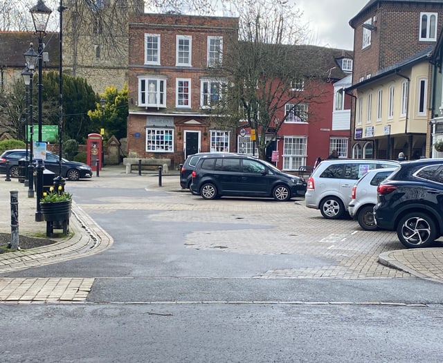 It's one way, or another as council clarifies Square regulations 