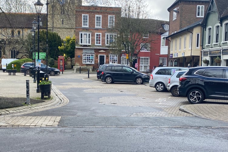 Petersfield Square One Way