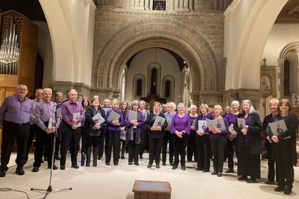 Community choir bring 'sounds of summer' to Petersfield church