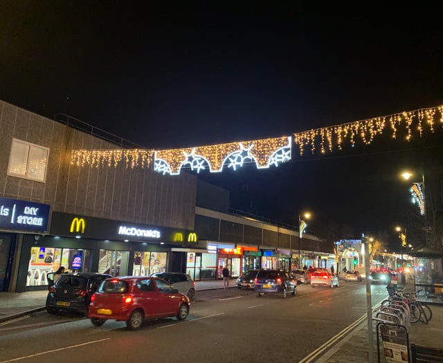 Christmas lights spark brief debate over  resemblance to underpants