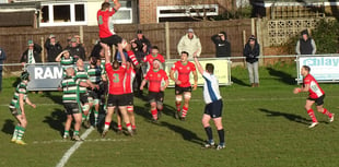 Field crash to emphatic defeat at Tottonians